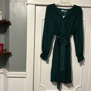 NWT BBX Lephsnt Women’s Dress M